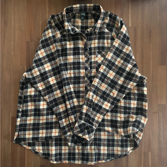 Wild Fable Plaid Oversized Button-Down Shirt - Picture 7 of 9